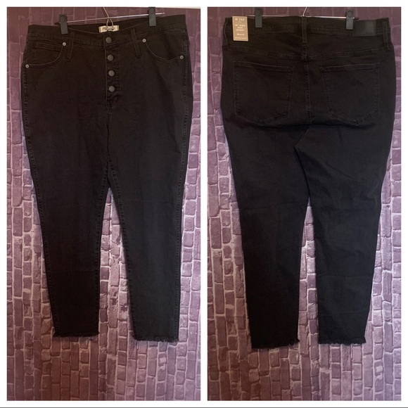 NWOT Black Button-Fly Hi Rise Skinny Jeans - Picture 3 of 11